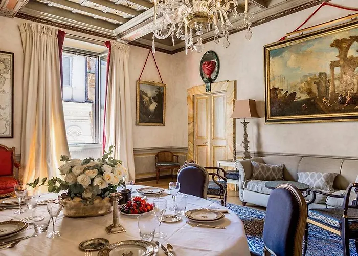 Piazza Navona Historical Palace Daire *
