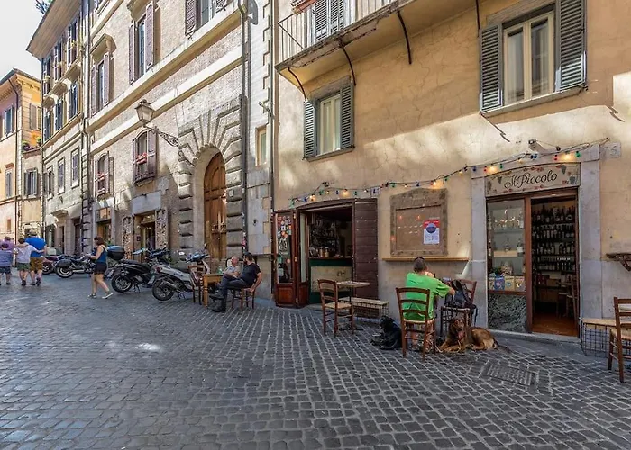 Piazza Navona Historical Palace Roma